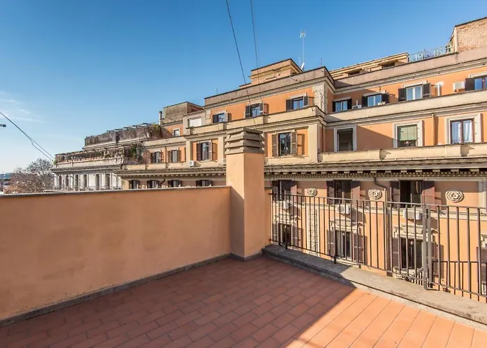 Barberini Cozy Terrace Apartment Rome
