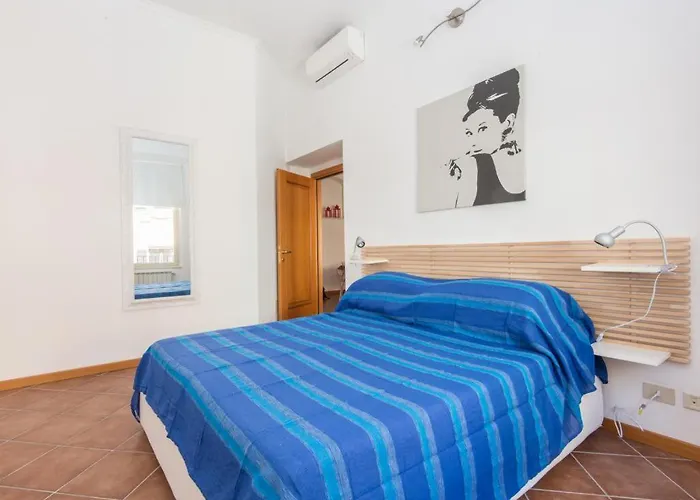 Barberini Cozy Terrace Apartment